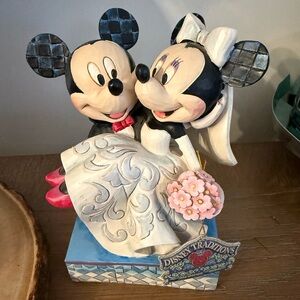 Disney Mickey and Minnie Romantic Cake Topper